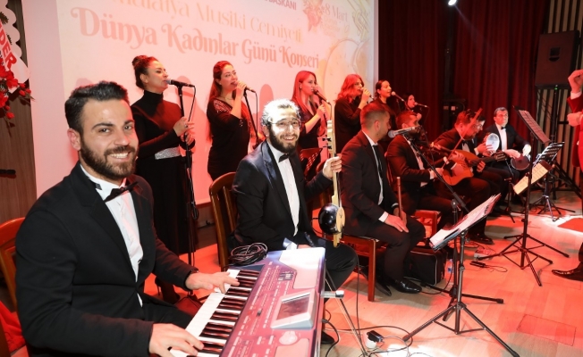 Battalgazi’deki Dünya Kadınlar Günü konserine yoğun ilgi