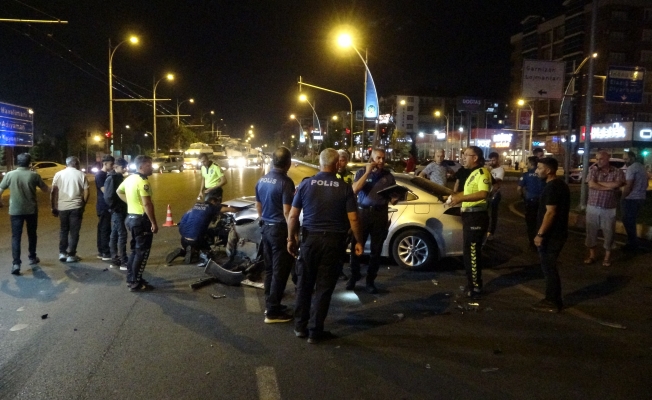 Malatya'da 4 araç kazaya karıştı: 3 yaralı!