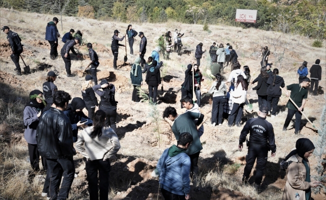 Malatya'da 101 fidan toprakla buluştu