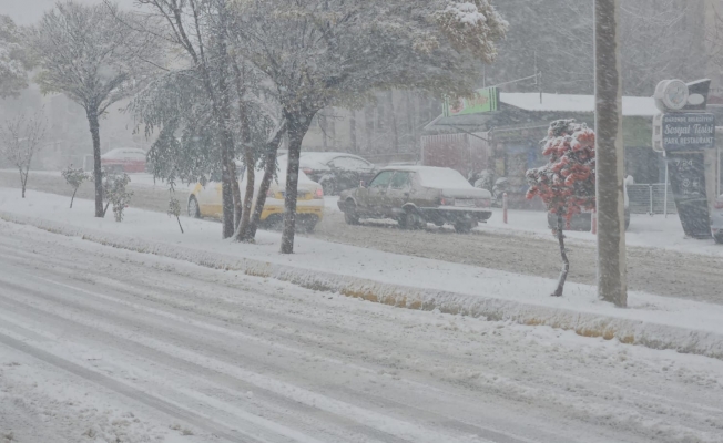 Malatya’da kar yağışı etkili oluyor