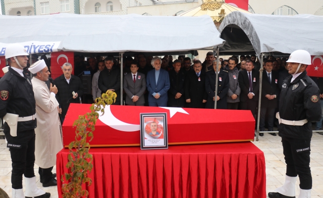 Şehit polis memuru son yolculuğuna uğurlandı