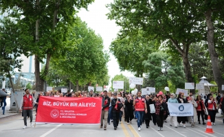 ‘Ailemiz İstikbalimiz’ temalı kortej yürüyüşü gerçekleştirildi