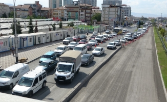 Malatya’da yol çalışmaları nedeniyle oluşan trafiğe tepki