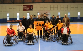 Karademir'den basketbol takımına ziyaret