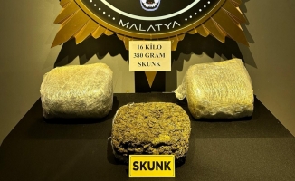 Malatya'da 16 kilo skunk ele geçirildi: 3 şahıs tutuklandı